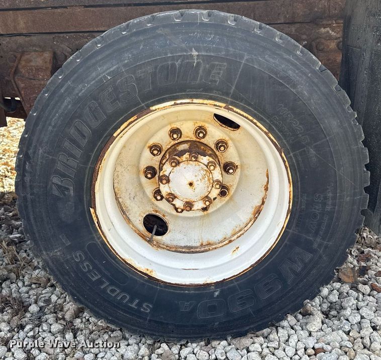 image for item EM3725 1994 Ford LN8000 dump truck