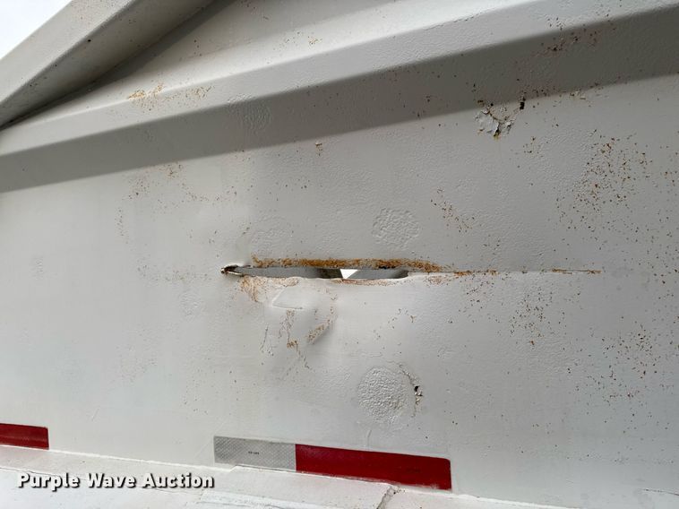 image for item EM3760 1998 Corn Belt MFG S-4202-N bottom dump trailer