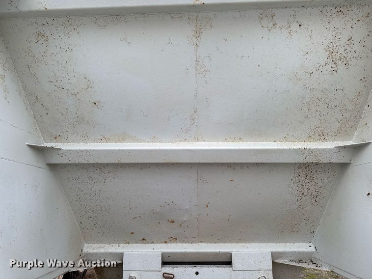 image for item EM3760 1998 Corn Belt MFG S-4202-N bottom dump trailer