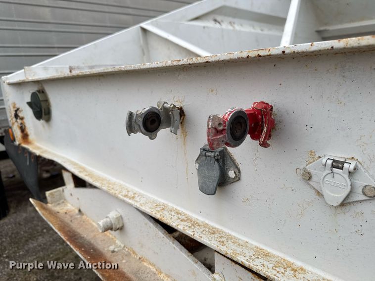 image for item EM3760 1998 Corn Belt MFG S-4202-N bottom dump trailer