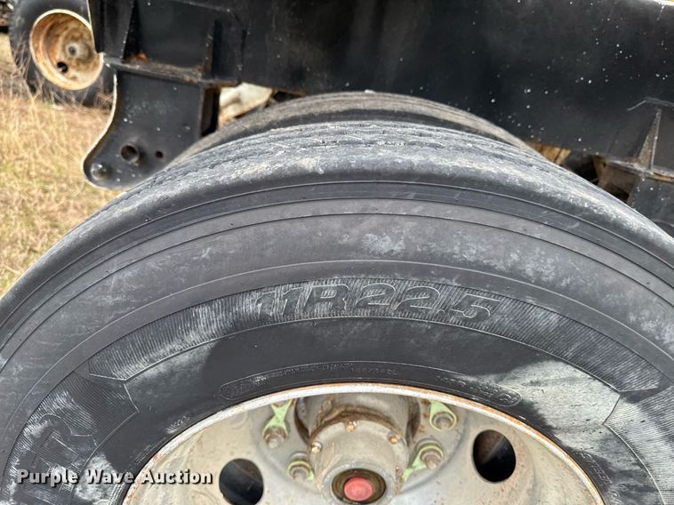 image for item EM3760 1998 Corn Belt MFG S-4202-N bottom dump trailer