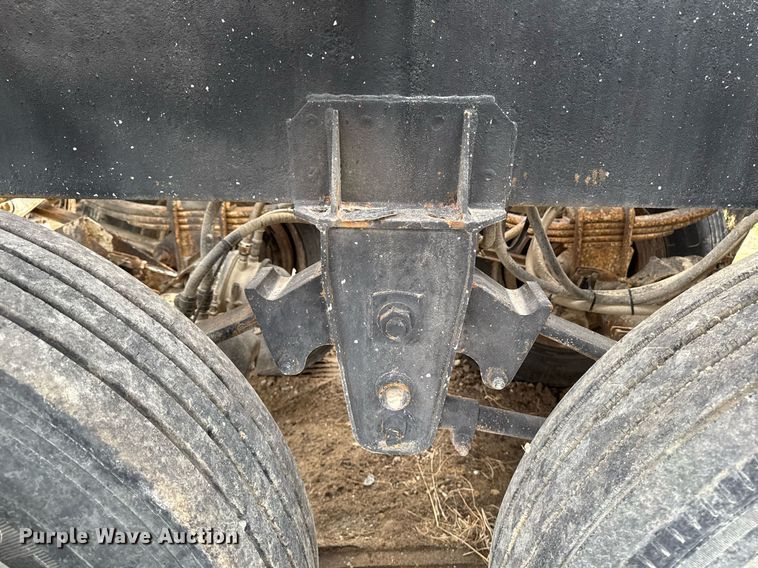 image for item EM3760 1998 Corn Belt MFG S-4202-N bottom dump trailer