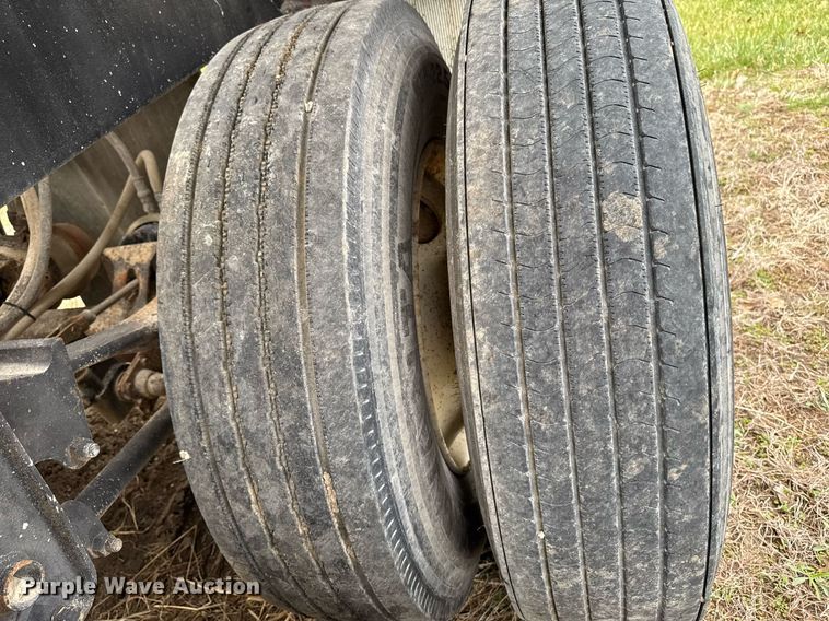 image for item EM3760 1998 Corn Belt MFG S-4202-N bottom dump trailer