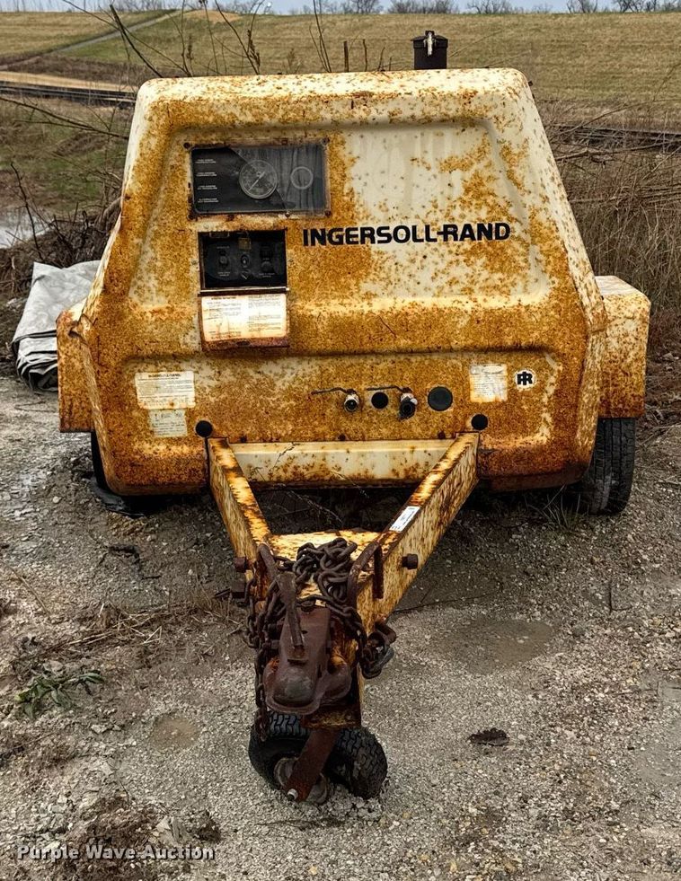 image for item EM3771 1987 Ingersoll Rand P-160A-W-W air compressor