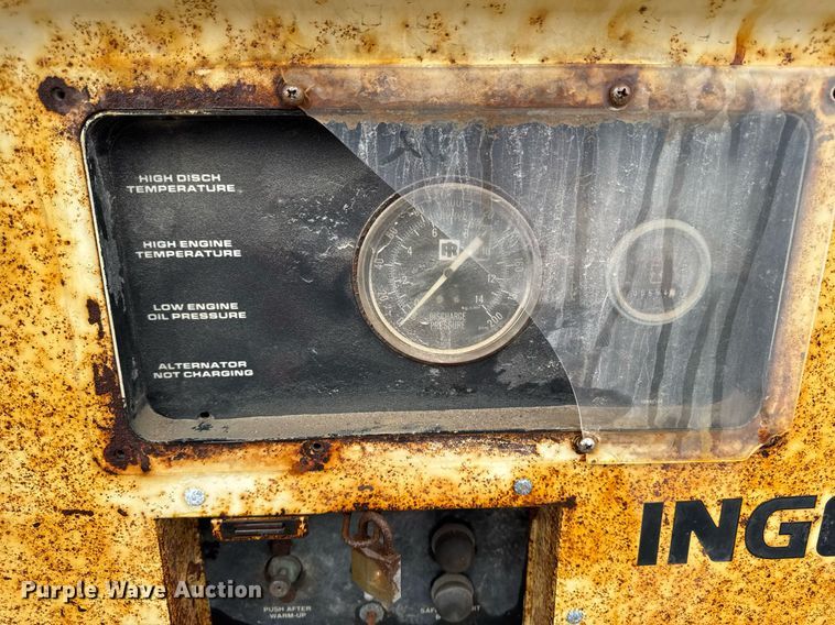 image for item EM3771 1987 Ingersoll Rand P-160A-W-W air compressor