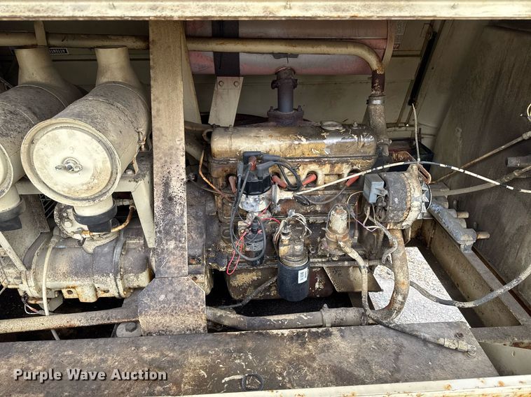 image for item EM3771 1987 Ingersoll Rand P-160A-W-W air compressor