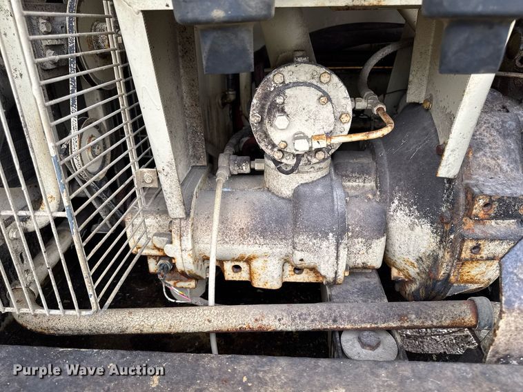 image for item EM3771 1987 Ingersoll Rand P-160A-W-W air compressor