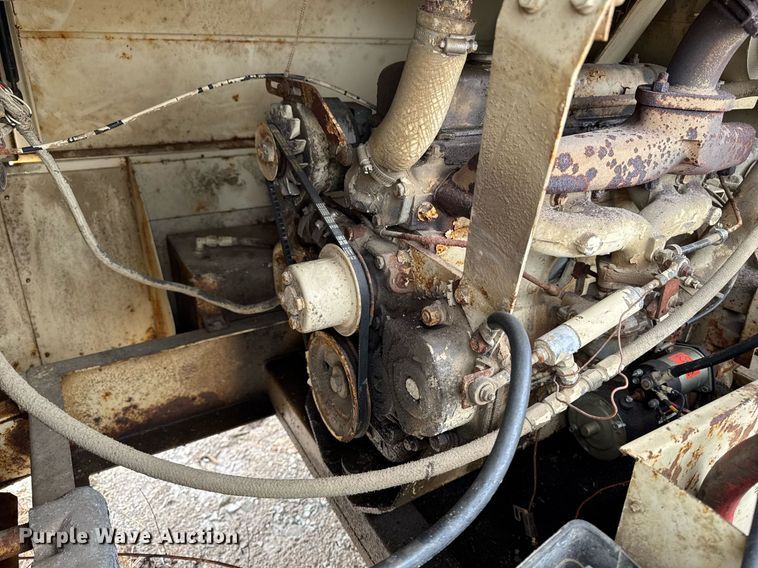 image for item EM3771 1987 Ingersoll Rand P-160A-W-W air compressor