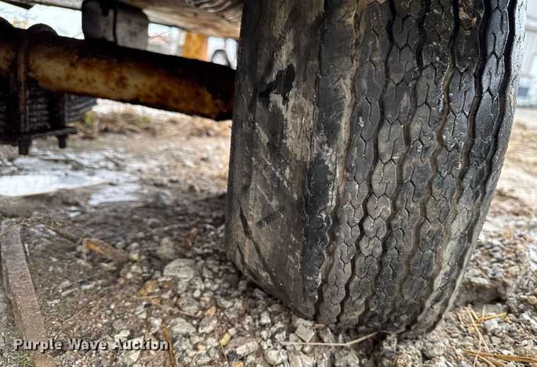 image for item EM3771 1987 Ingersoll Rand P-160A-W-W air compressor