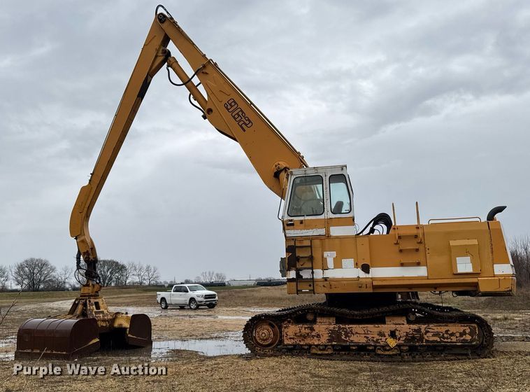 image for item EM3772 Liebherr 962 material handler
