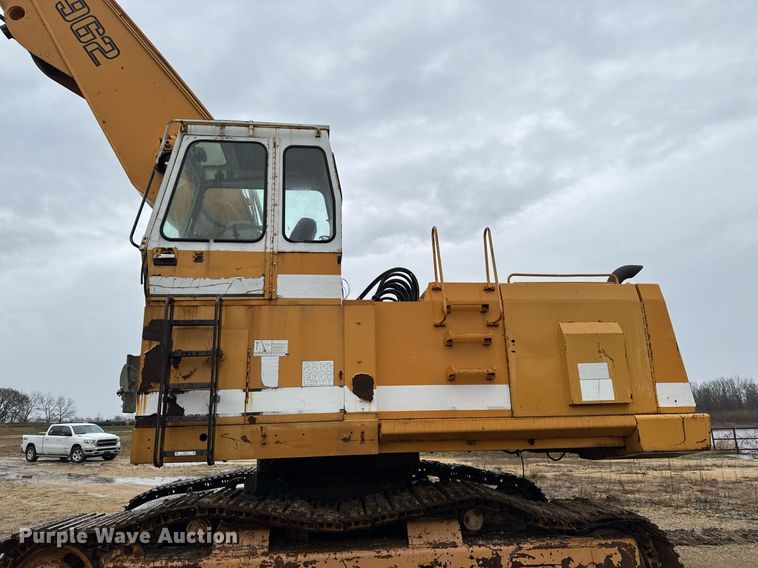 image for item EM3772 Liebherr 962 material handler