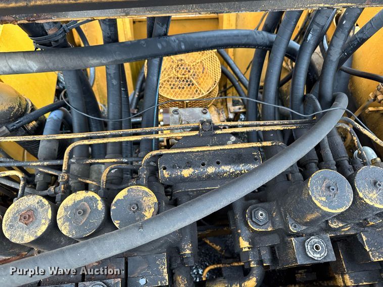 image for item EM3772 Liebherr 962 material handler