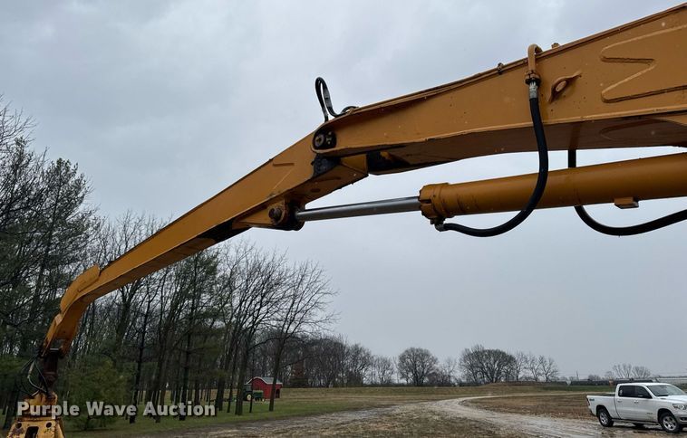 image for item EM3772 Liebherr 962 material handler