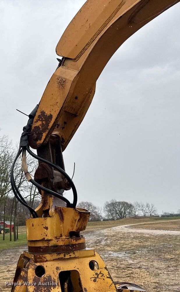 image for item EM3772 Liebherr 962 material handler