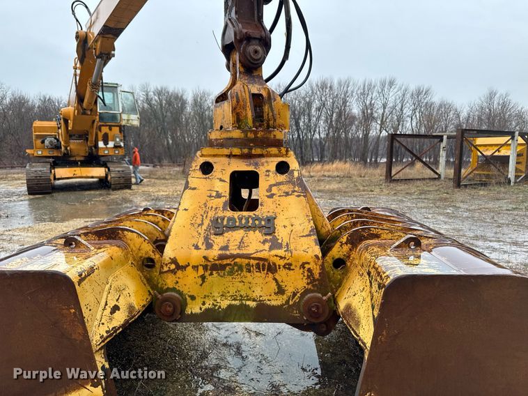 image for item EM3772 Liebherr 962 material handler