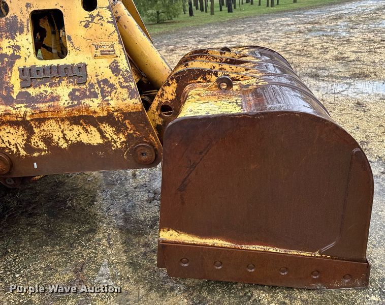 image for item EM3772 Liebherr 962 material handler