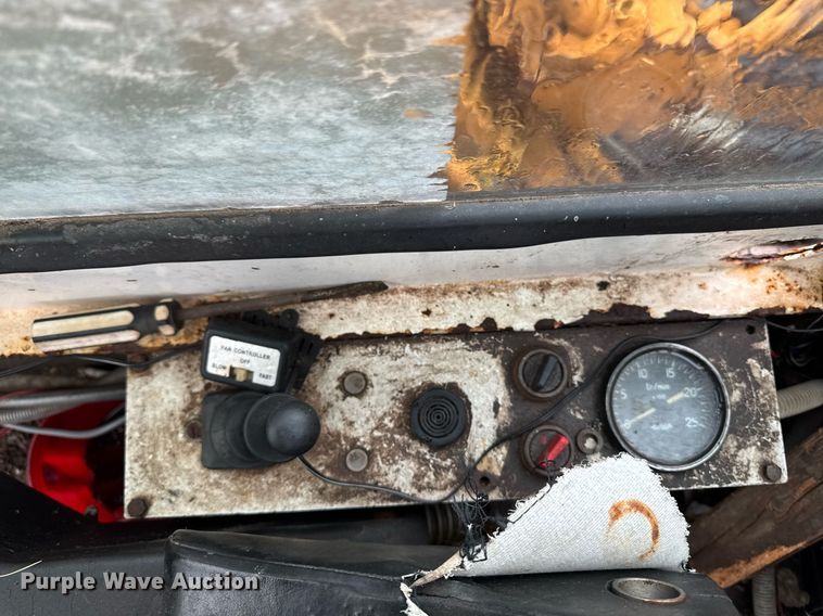 image for item EM3772 Liebherr 962 material handler