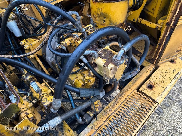 image for item EM3772 Liebherr 962 material handler