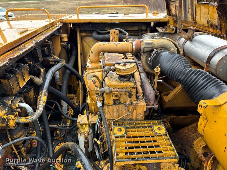 image for item EM3772 Liebherr 962 material handler