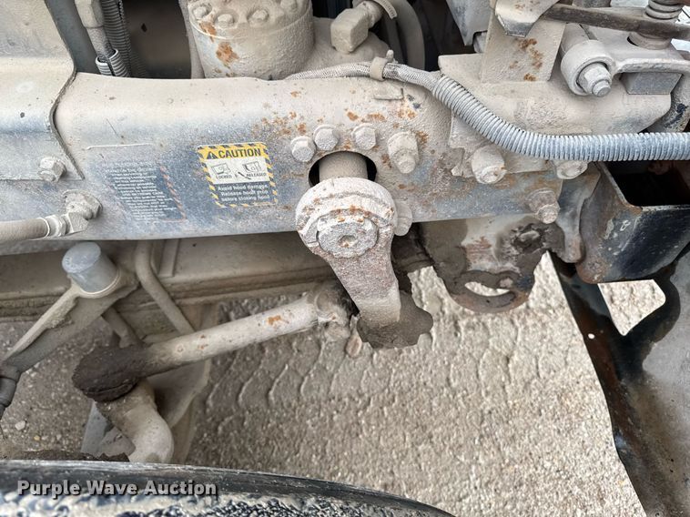 image for item EM3773 1995 Mack RD690S truck cab and chassis