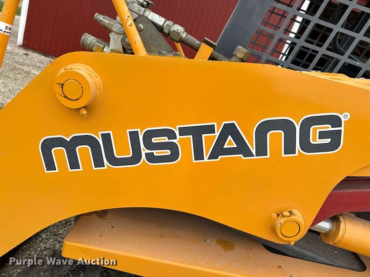image for item EM3776 2006 Mustang MTL 25 tracked skid steer loader