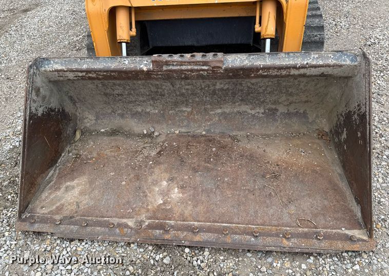 image for item EM3776 2006 Mustang MTL 25 tracked skid steer loader