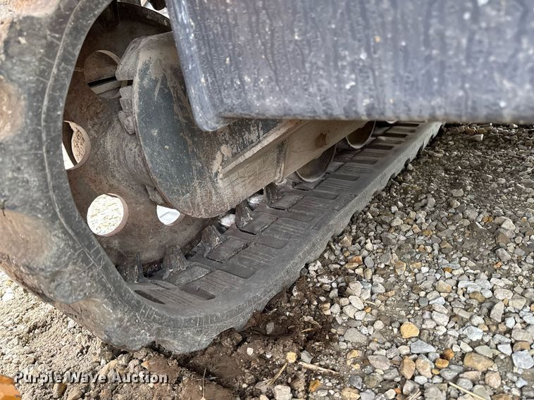 image for item EM3776 2006 Mustang MTL 25 tracked skid steer loader