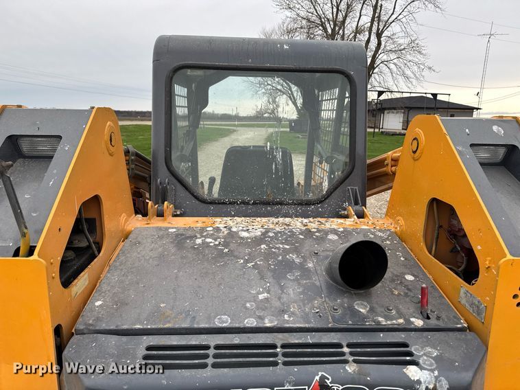 image for item EM3776 2006 Mustang MTL 25 tracked skid steer loader