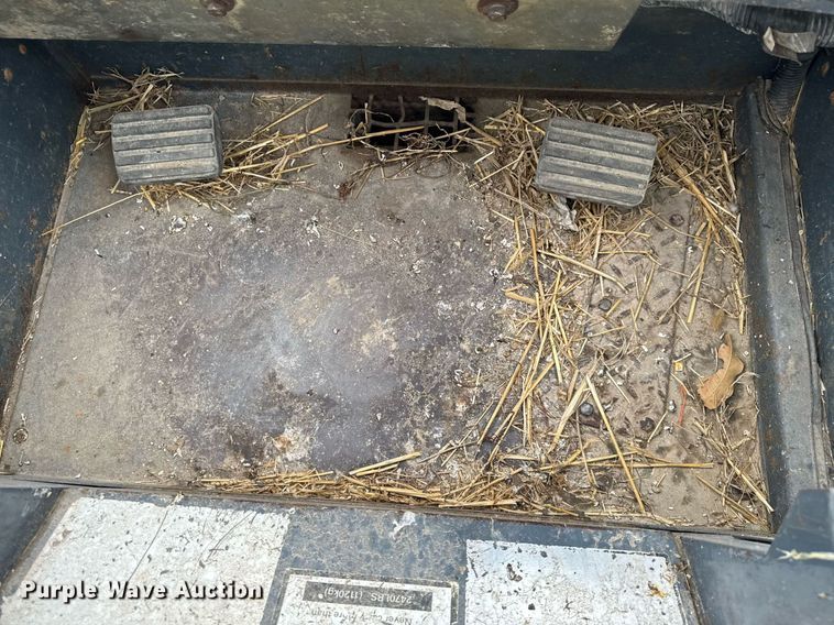 image for item EM3776 2006 Mustang MTL 25 tracked skid steer loader