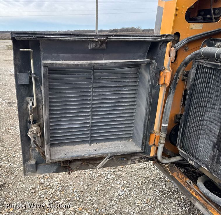 image for item EM3776 2006 Mustang MTL 25 tracked skid steer loader