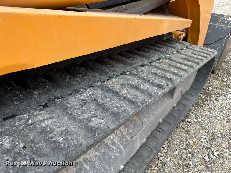 image for item EM3776 2006 Mustang MTL 25 tracked skid steer loader