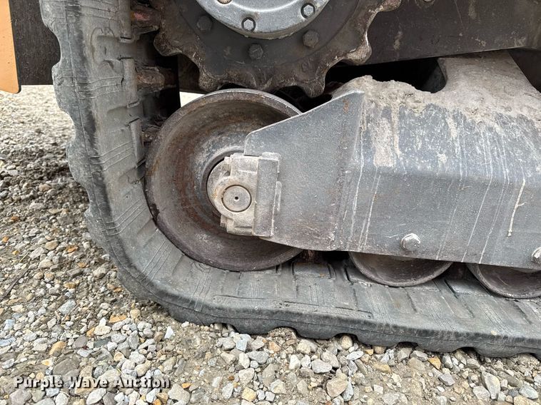 image for item EM3776 2006 Mustang MTL 25 tracked skid steer loader