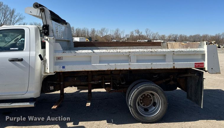 image for item EM3786 2018 Dodge Ram 5500 dump truck