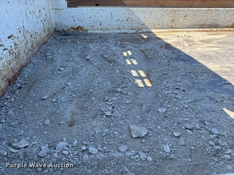 image for item EM3786 2018 Dodge Ram 5500 dump truck