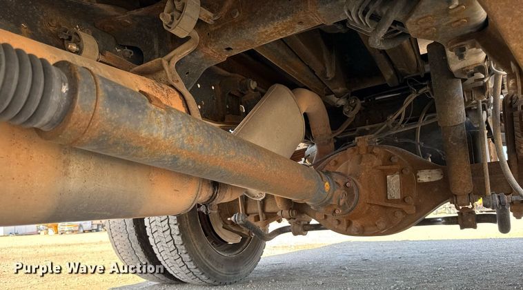 image for item EM3786 2018 Dodge Ram 5500 dump truck