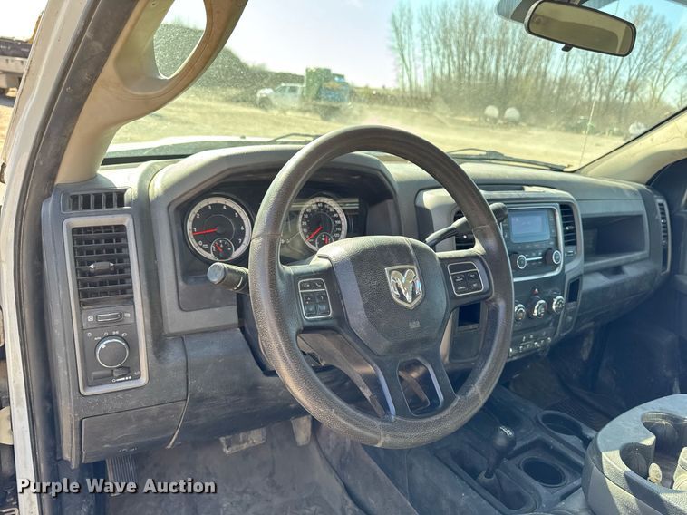 image for item EM3786 2018 Dodge Ram 5500 dump truck