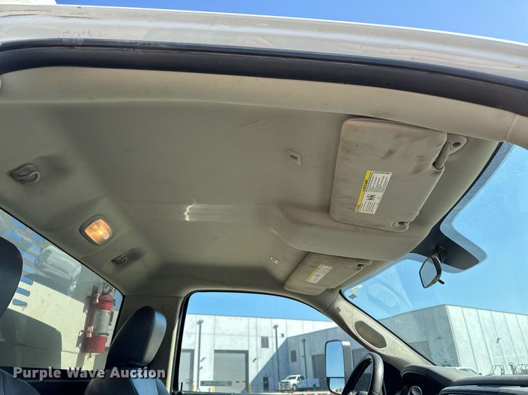 image for item EM3786 2018 Dodge Ram 5500 dump truck