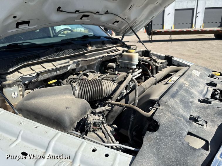 image for item EM3786 2018 Dodge Ram 5500 dump truck