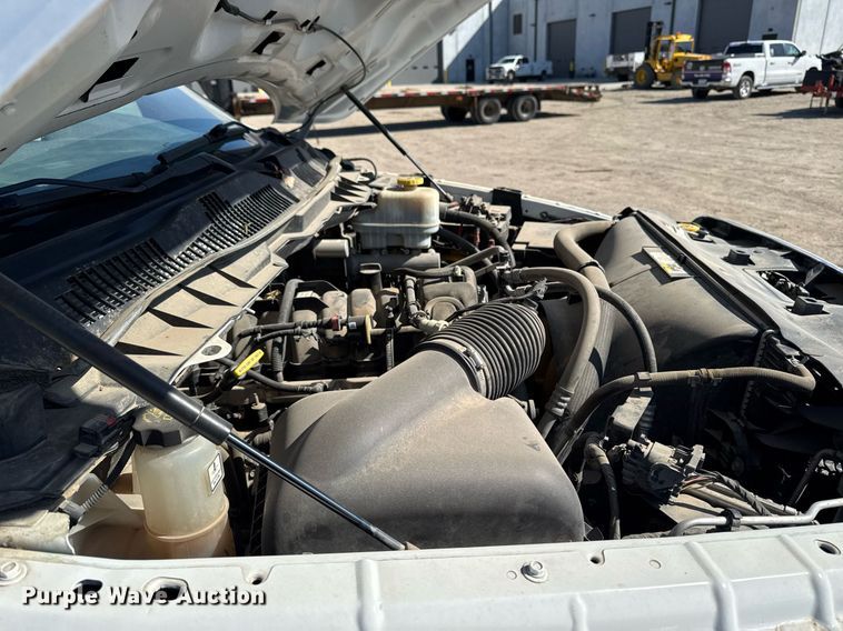 image for item EM3786 2018 Dodge Ram 5500 dump truck