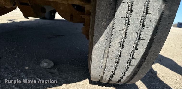 image for item EM3786 2018 Dodge Ram 5500 dump truck