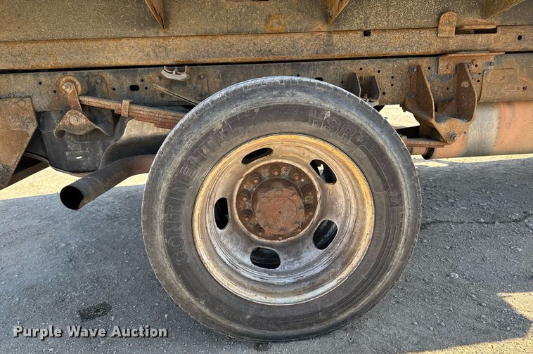 image for item EM3786 2018 Dodge Ram 5500 dump truck