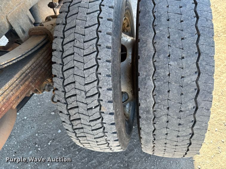 image for item EM3786 2018 Dodge Ram 5500 dump truck