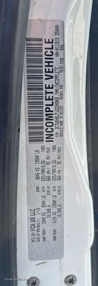 image for item EM3786 2018 Dodge Ram 5500 dump truck