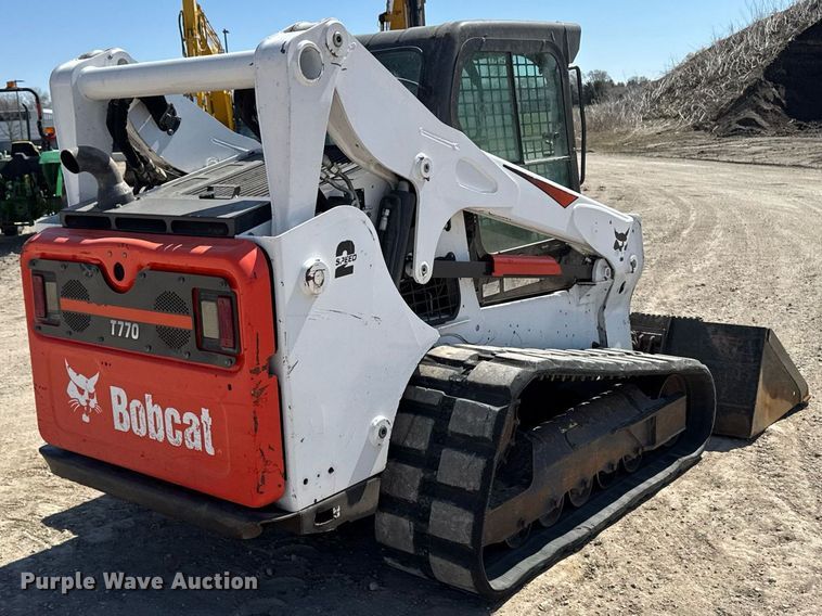 image for item EM3790 2019 Bobcat T770 tracked skid steer loader