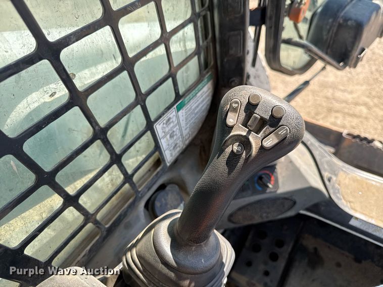 image for item EM3790 2019 Bobcat T770 tracked skid steer loader