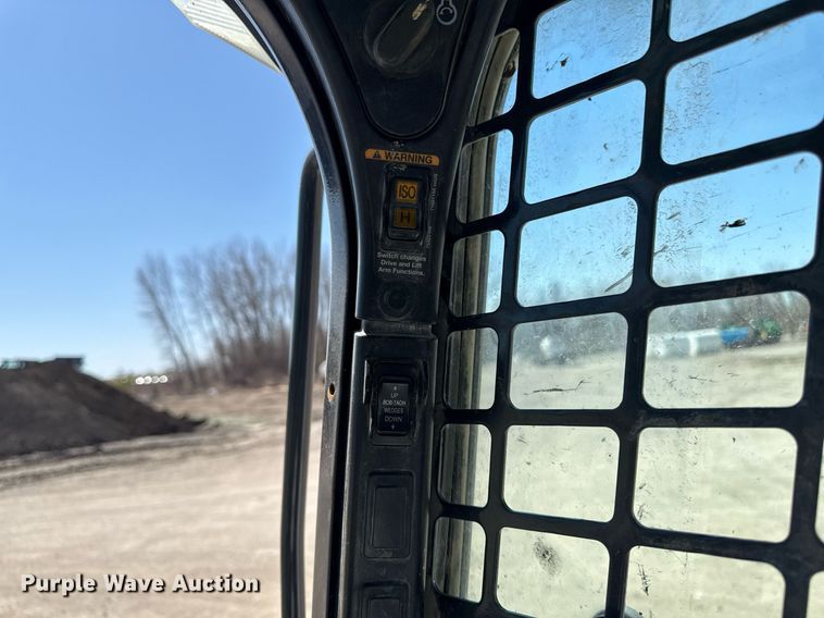 image for item EM3790 2019 Bobcat T770 tracked skid steer loader