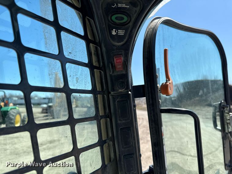 image for item EM3790 2019 Bobcat T770 tracked skid steer loader