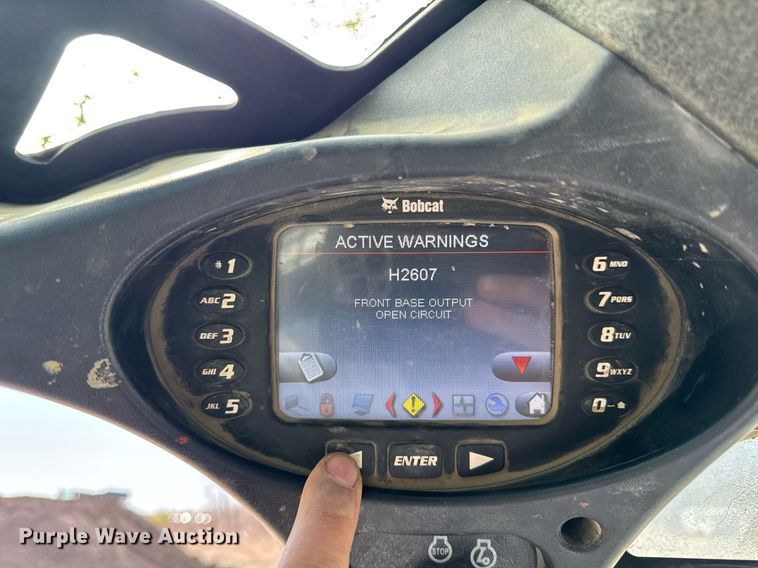 image for item EM3790 2019 Bobcat T770 tracked skid steer loader