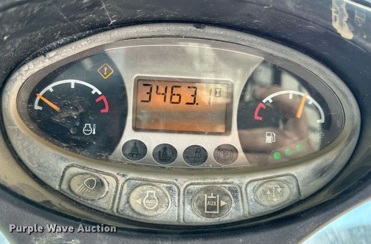 image for item EM3790 2019 Bobcat T770 tracked skid steer loader