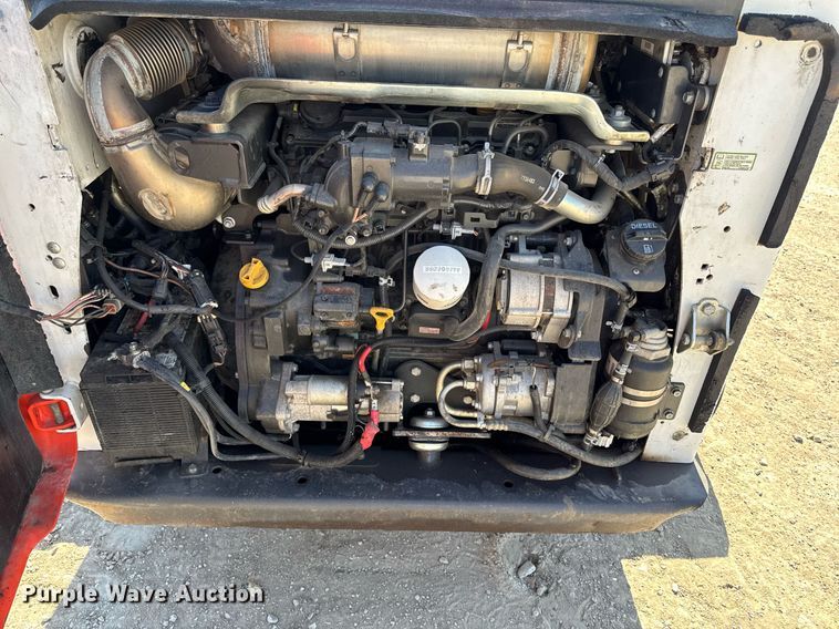 image for item EM3790 2019 Bobcat T770 tracked skid steer loader